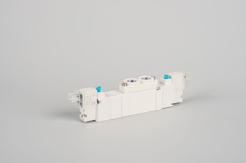Quiet-operation solenoid valves